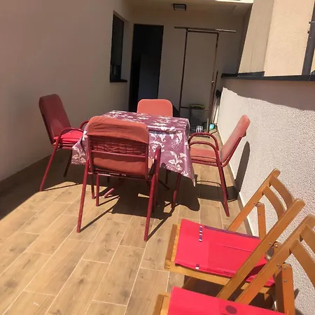 Y Zvezdara Apartment *